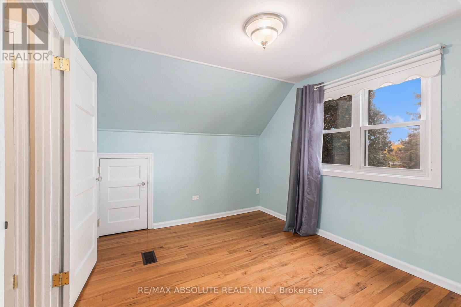 104 Third Avenue N, Arnprior, ON - Indoor Photo Showing Other Room