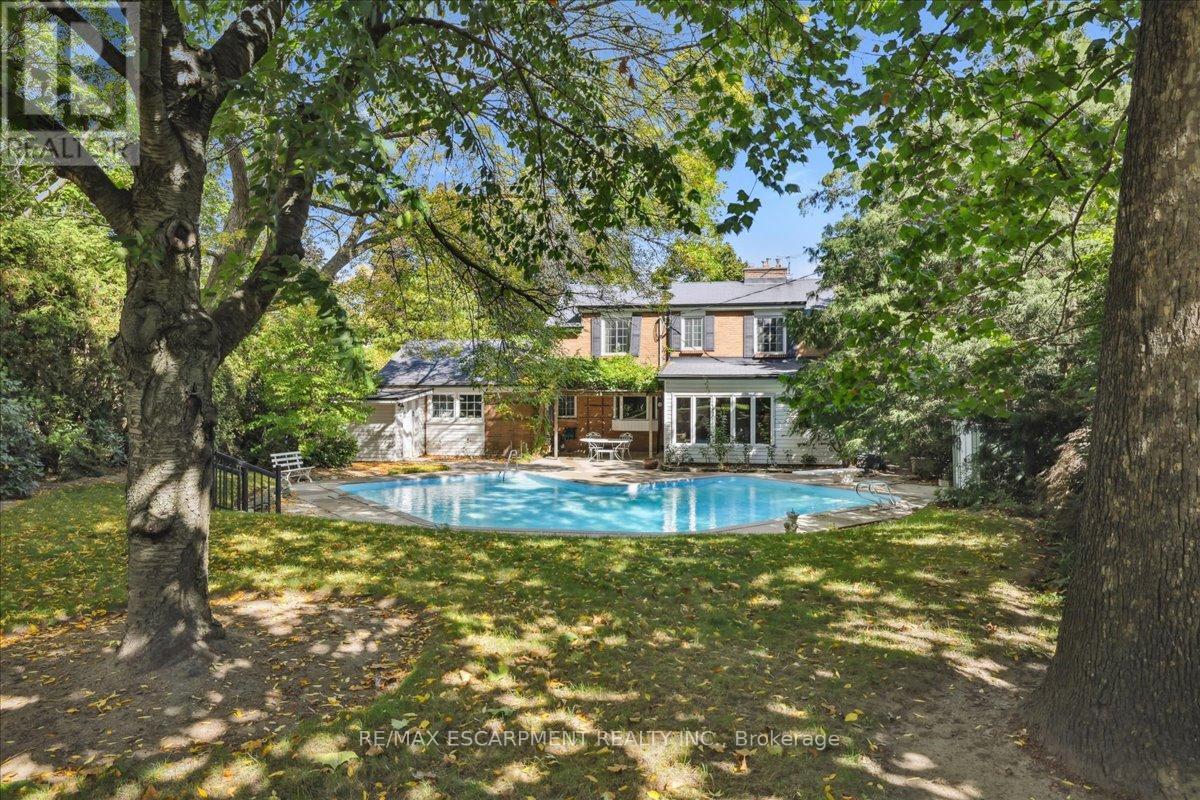 222 Strathcona Drive, Burlington, ON - Outdoor With In Ground Pool