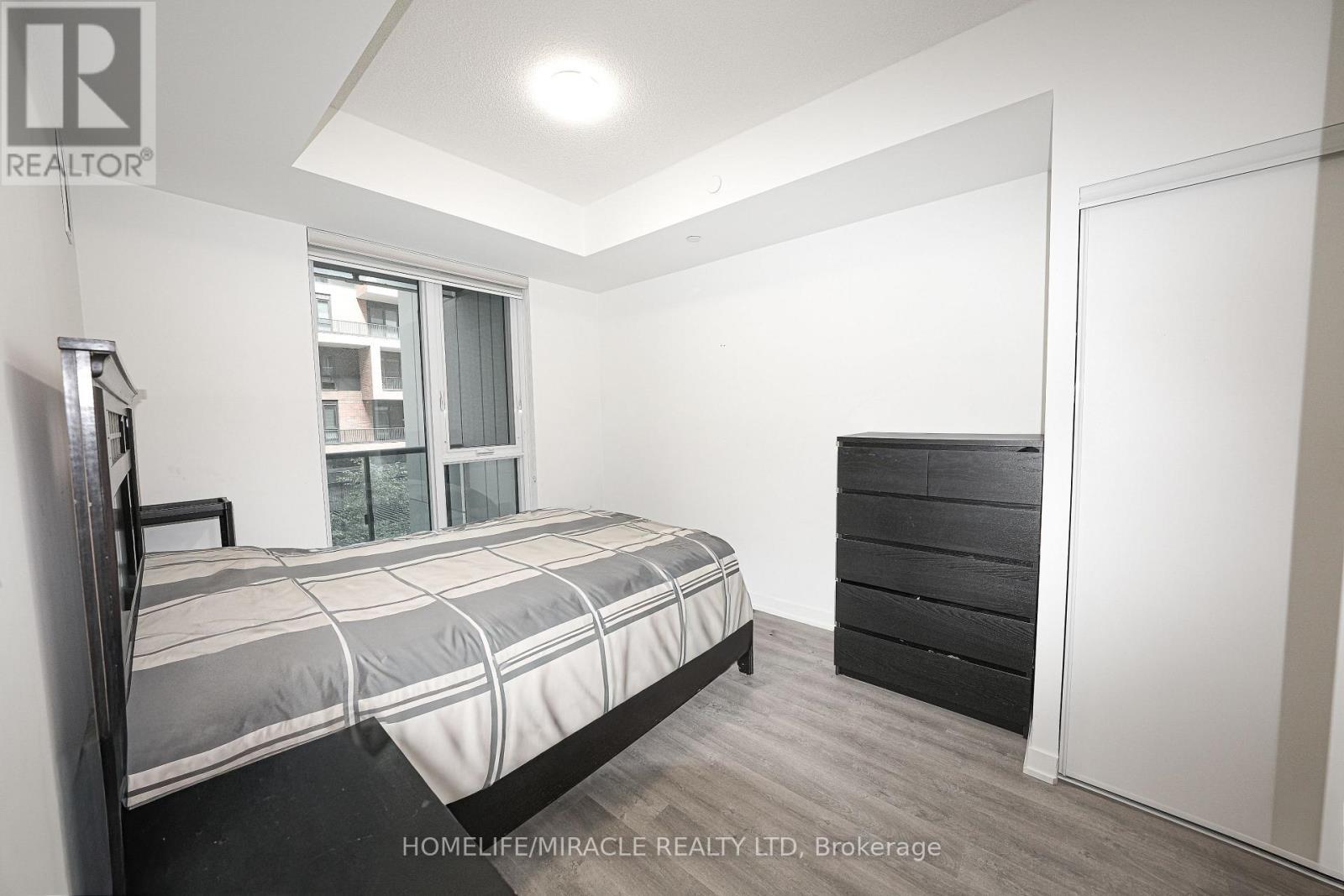 705 - 8119 Birchmount Road, Markham, ON - Indoor Photo Showing Bedroom