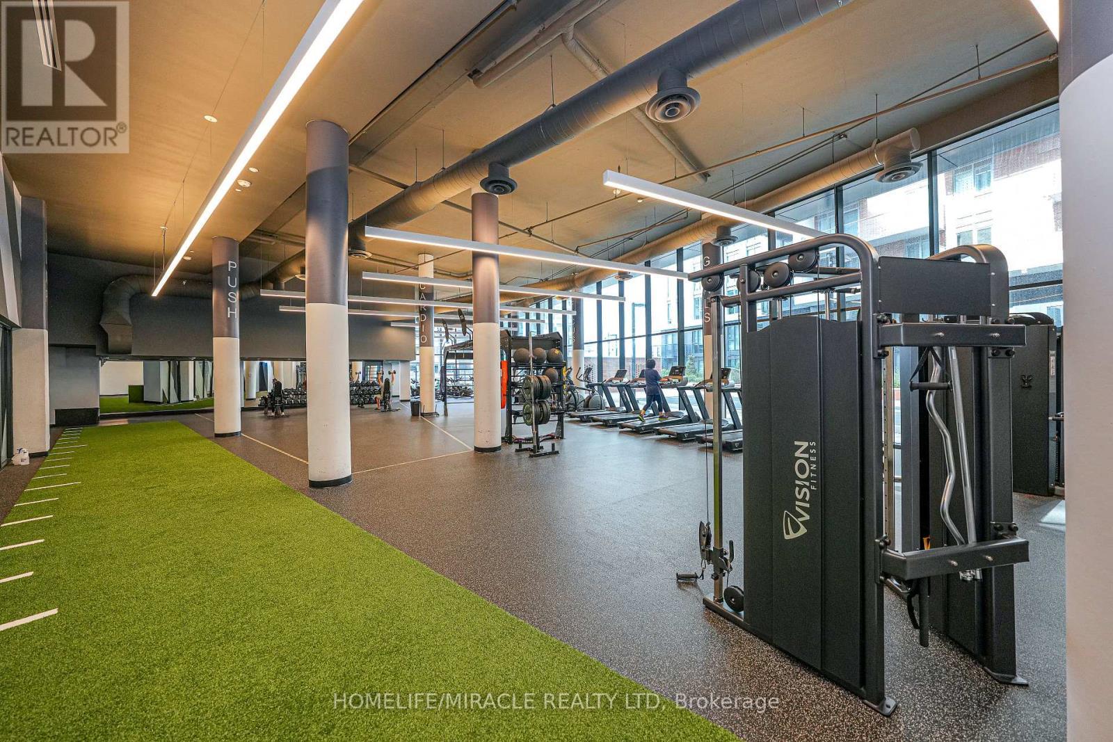 705 - 8119 Birchmount Road, Markham, ON - Indoor Photo Showing Gym Room