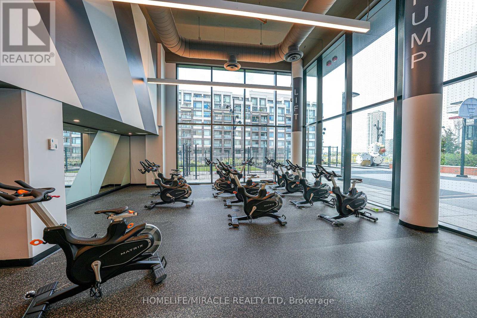 705 - 8119 Birchmount Road, Markham, ON - Indoor Photo Showing Gym Room