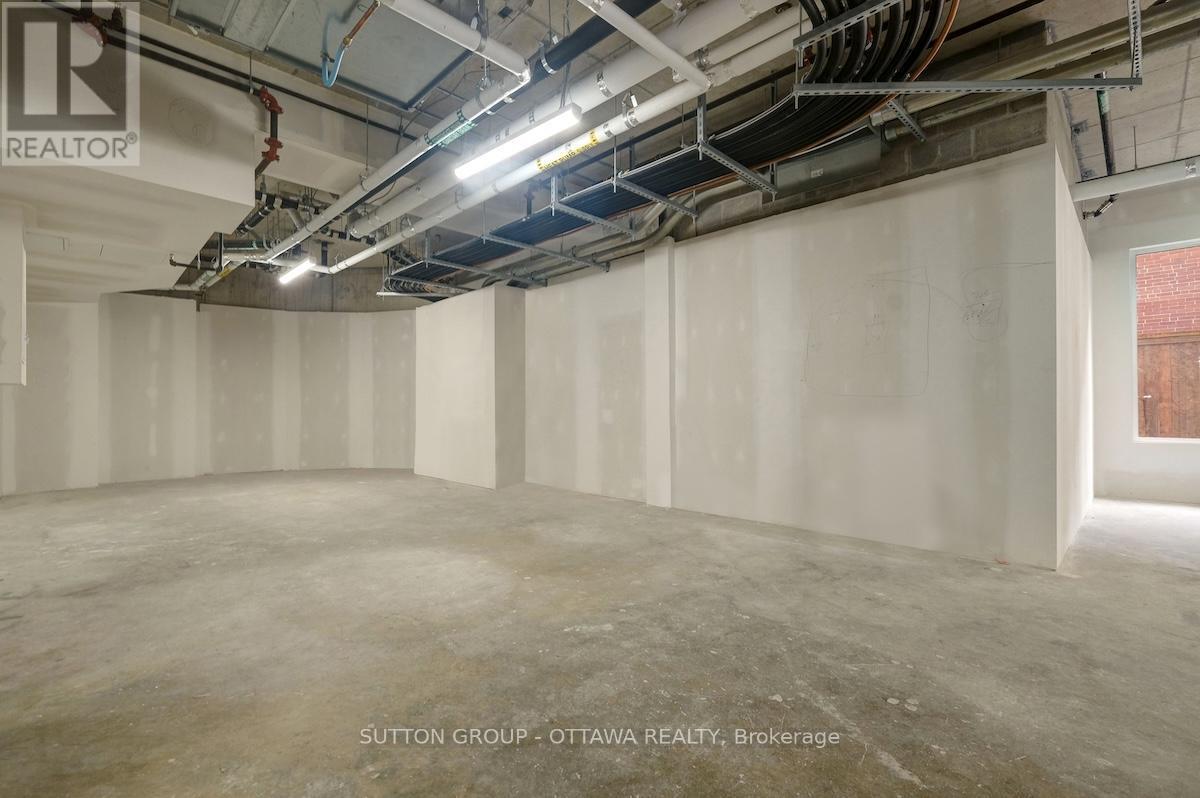 399 Winston Avenue, Ottawa, ON