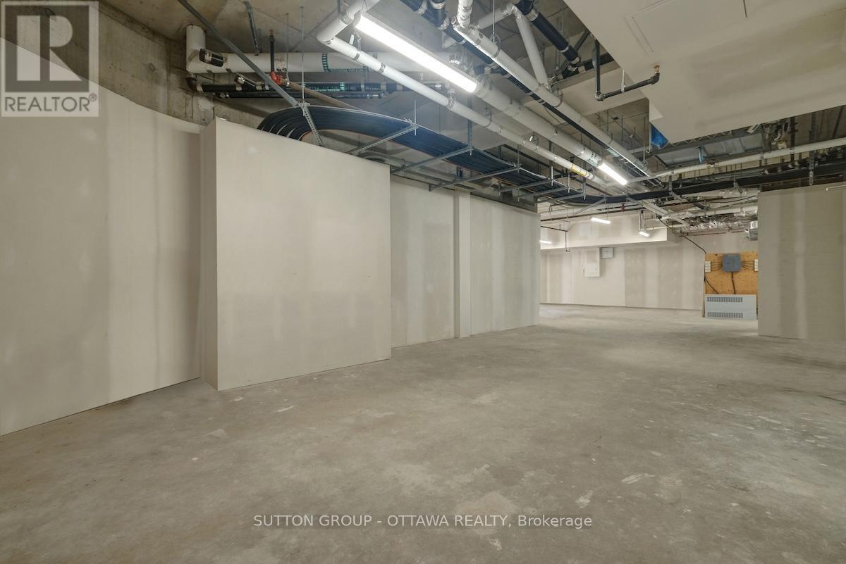 399 Winston Avenue, Ottawa, ON