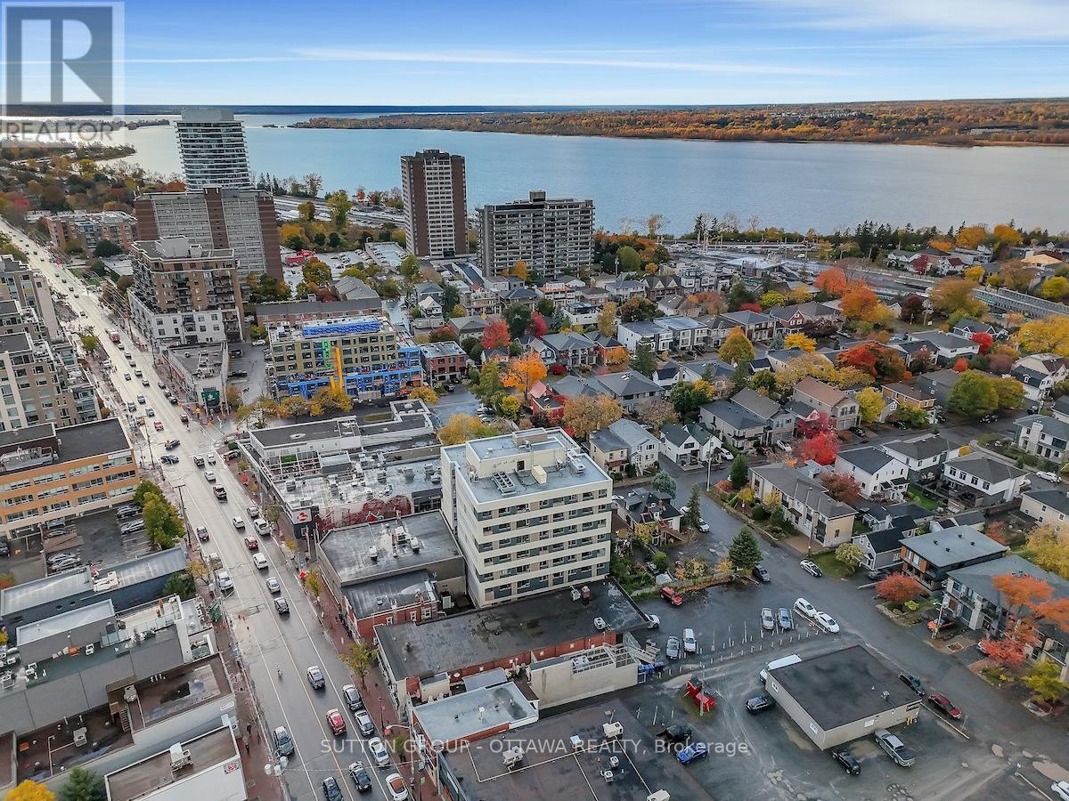 399 Winston Avenue, Ottawa, ON