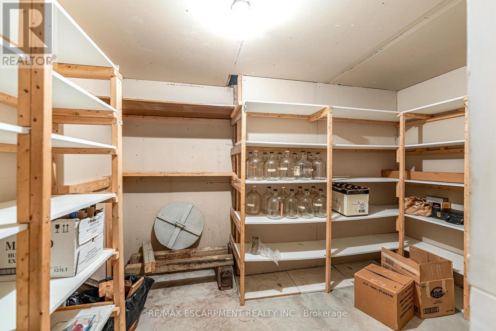 17 - 25 Kitty Murray Lane, Hamilton, ON - Indoor With Storage