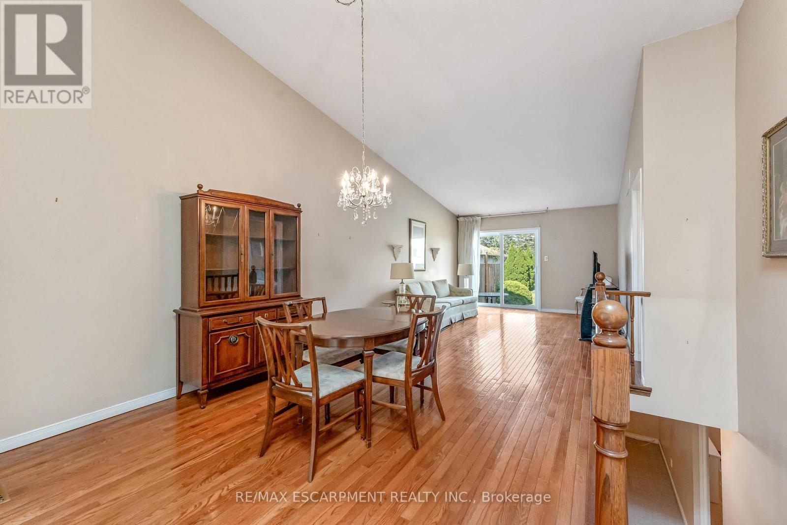 17 - 25 Kitty Murray Lane, Hamilton, ON - Indoor Photo Showing Dining Room