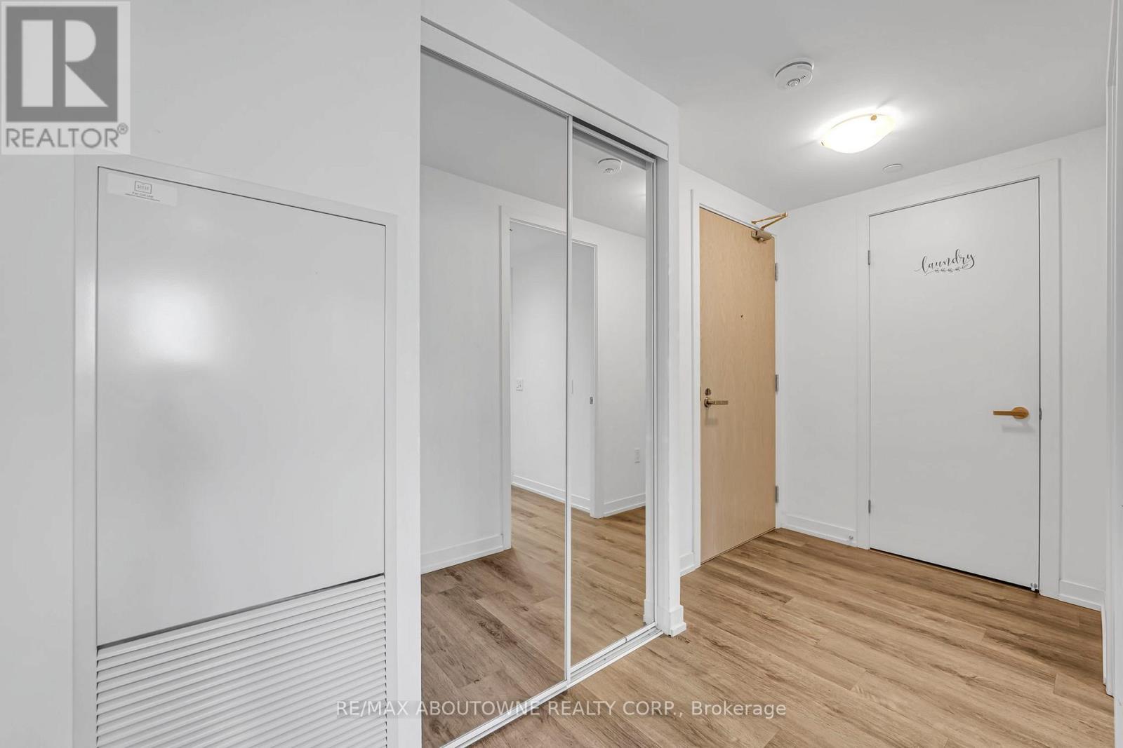 1607 - 138 Downes Street, Toronto, ON - Indoor Photo Showing Other Room