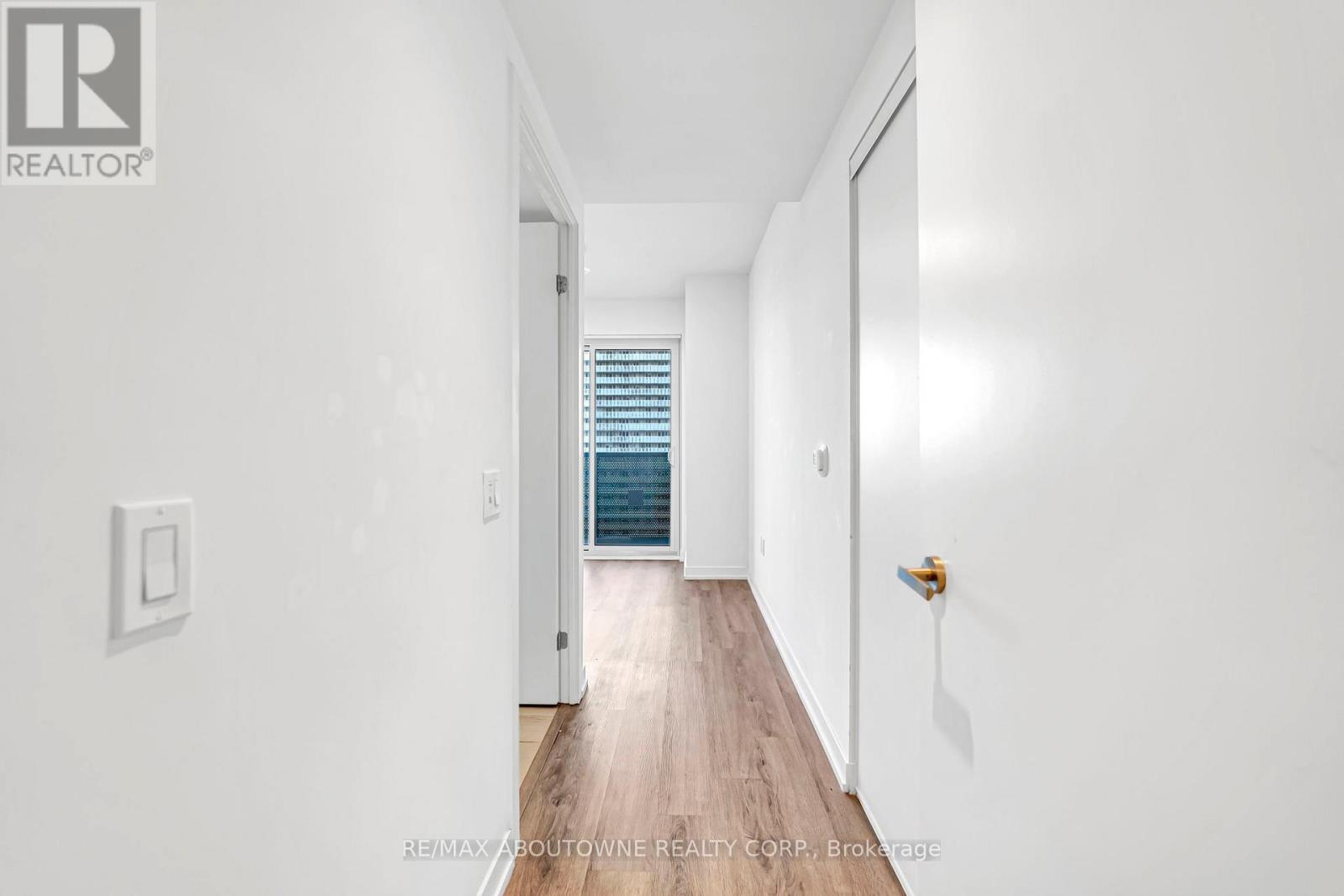 1607 - 138 Downes Street, Toronto, ON - Indoor Photo Showing Other Room