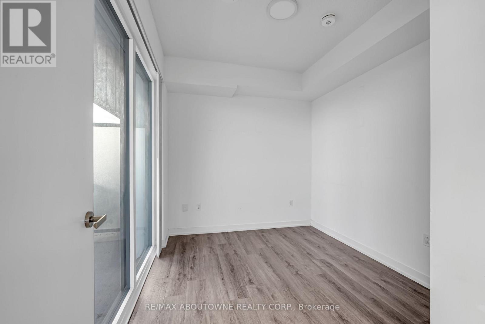 1607 - 138 Downes Street, Toronto, ON - Indoor Photo Showing Other Room