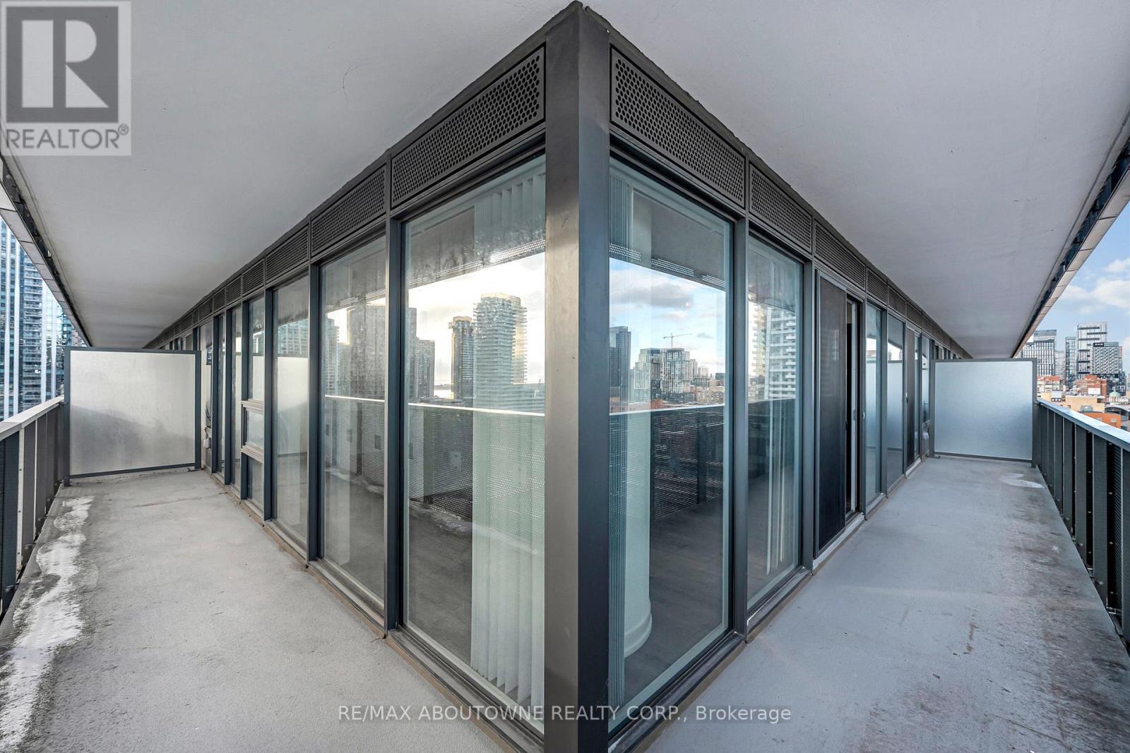 1607 - 138 Downes Street, Toronto, ON - Outdoor With Exterior