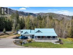 2104 Country Woods Road Sorrento, BC V0E 2W1