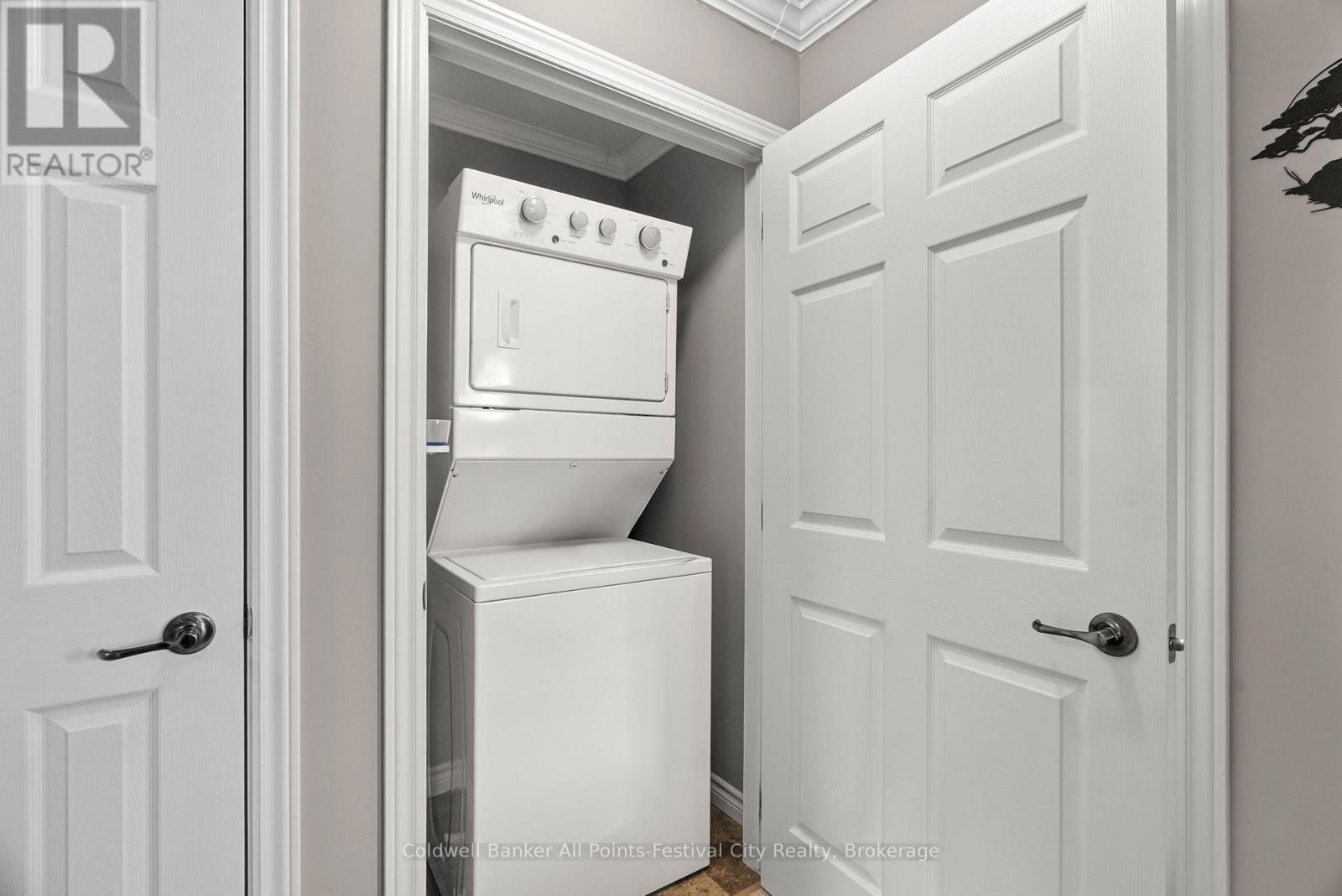 17 Huron Heights Drive, Ashfield-Colborne-Wawanosh (Colborne), ON - Indoor Photo Showing Laundry Room