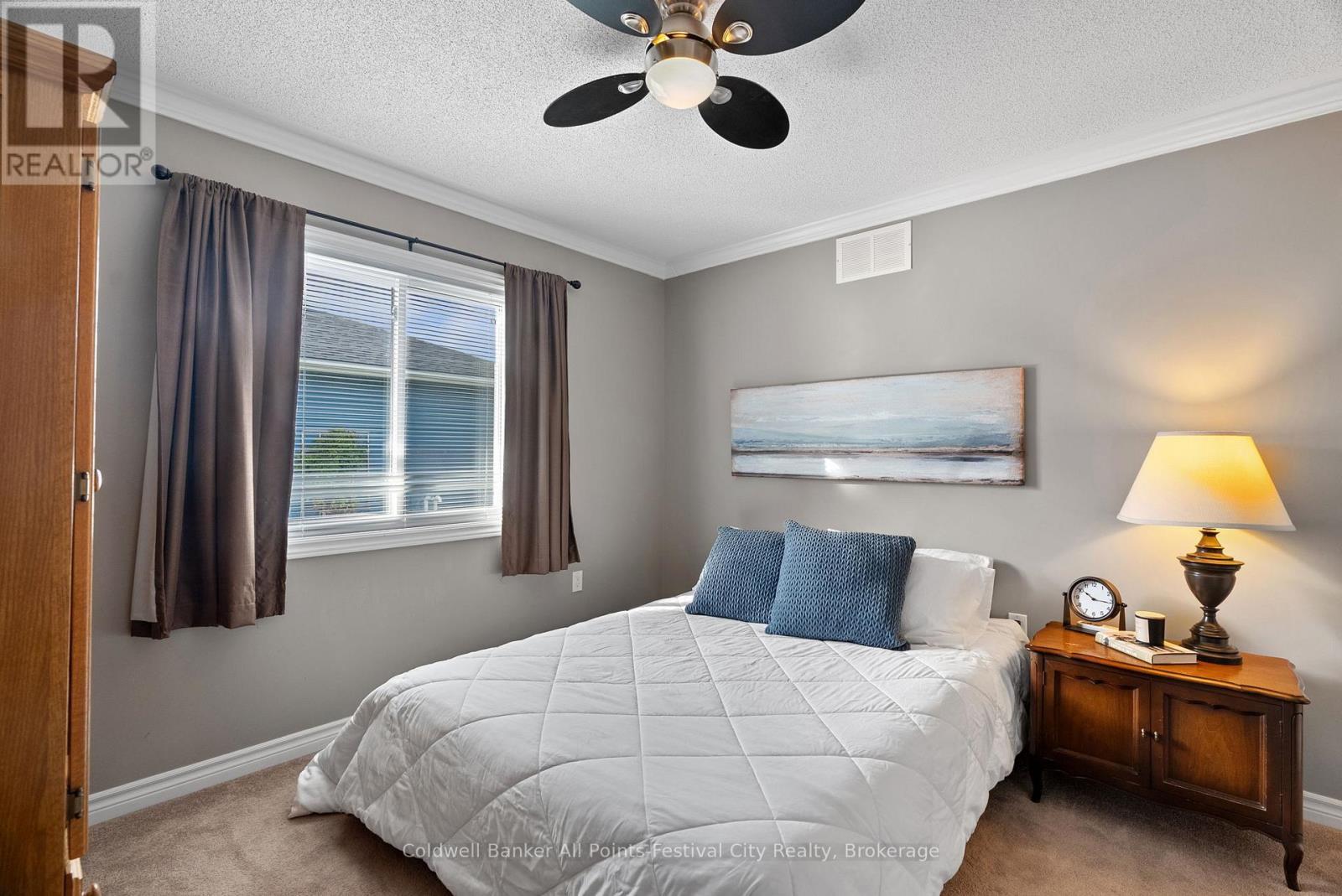 17 Huron Heights Drive, Ashfield-Colborne-Wawanosh (Colborne), ON - Indoor Photo Showing Bedroom