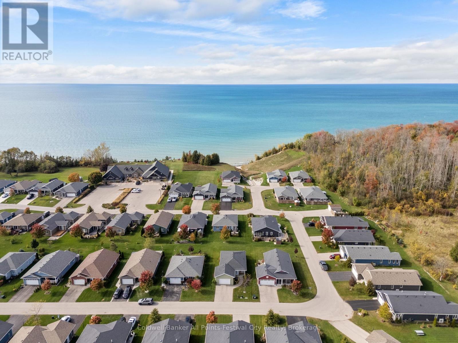 17 Huron Heights Drive, Ashfield-Colborne-Wawanosh (Colborne), ON - Outdoor With Body Of Water With View