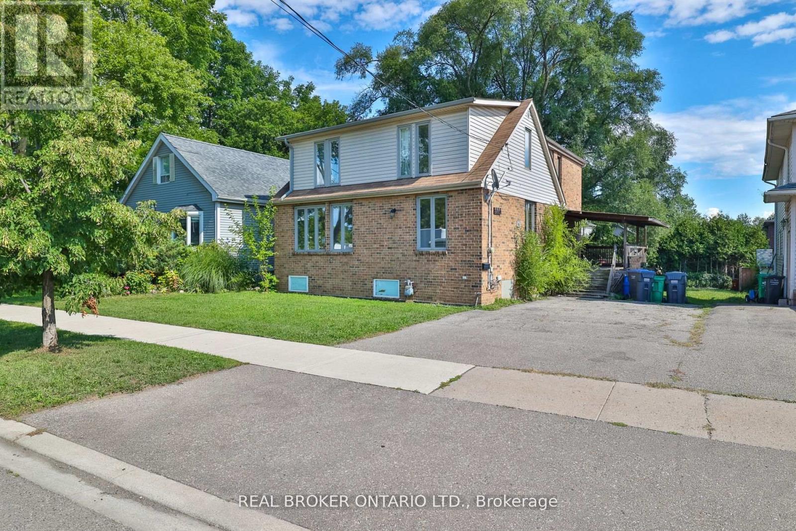 446 Orano Avenue, Mississauga, ON - Outdoor