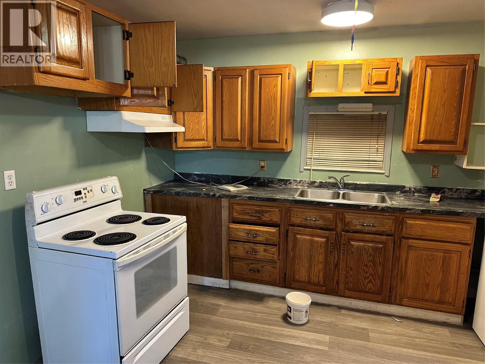 170 Mills Road Lot# Lot 1, Kelowna, BC - Indoor Photo Showing Kitchen With Double Sink