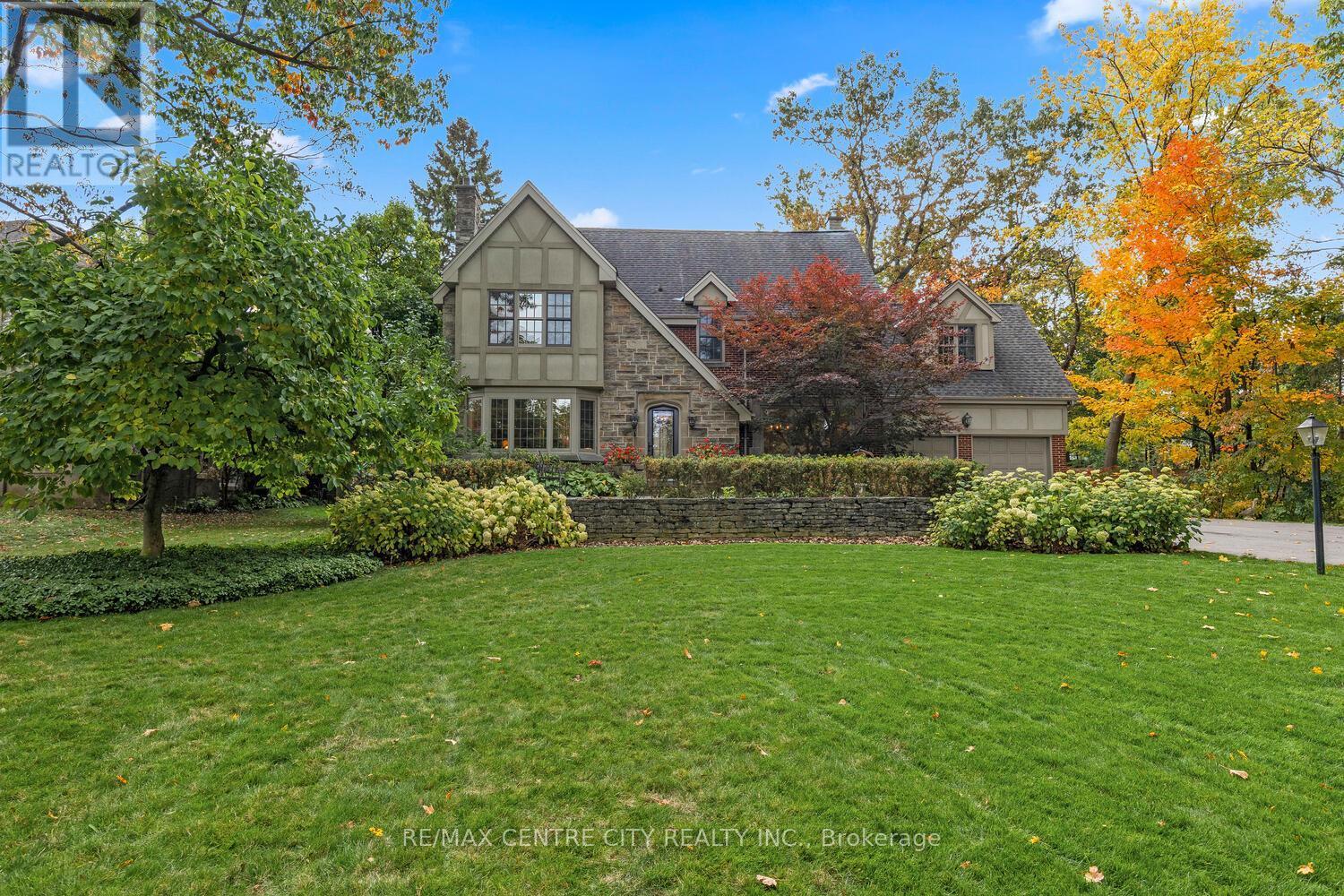 1025 Scenic Drive, Hamilton (Mountview), ON - Outdoor