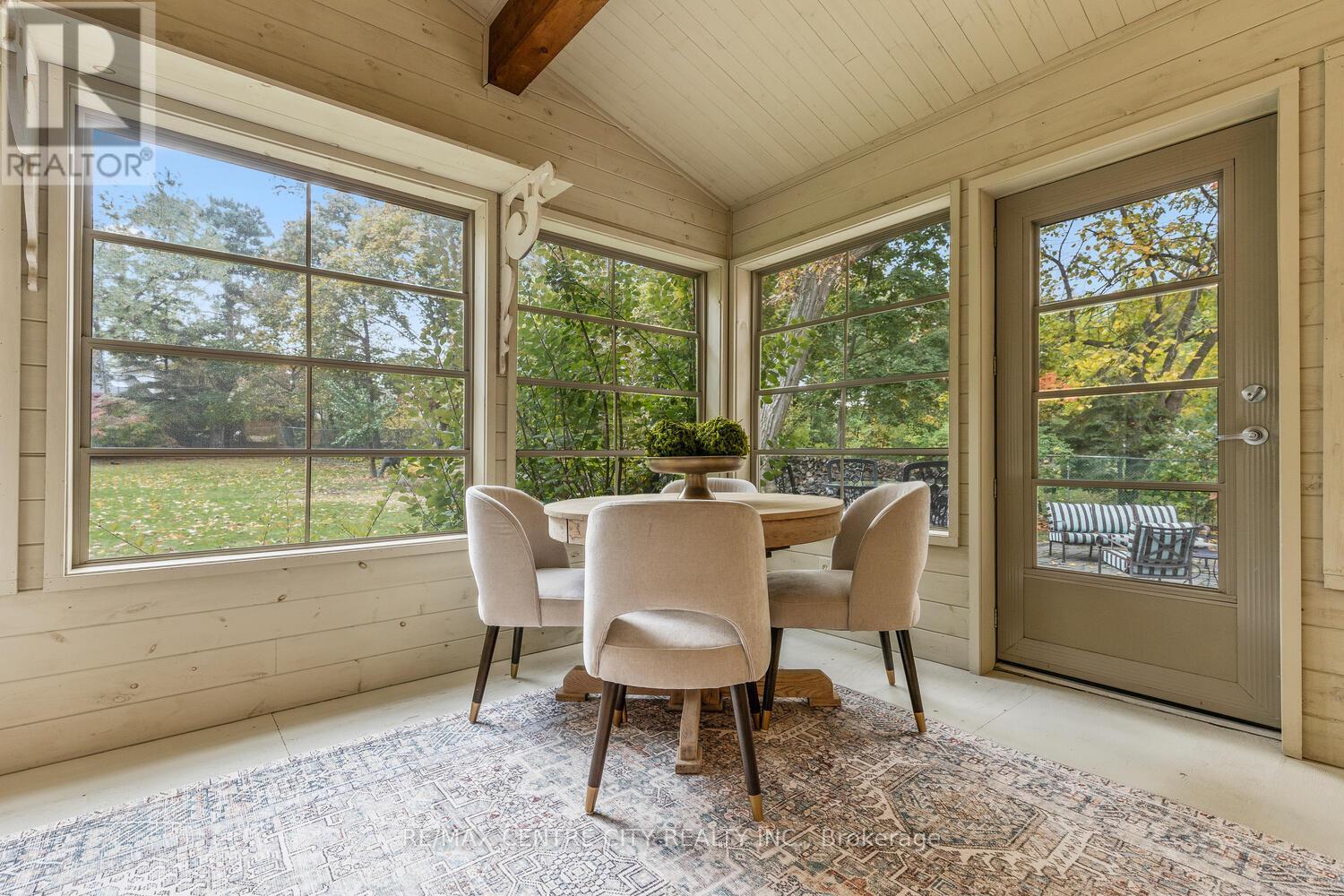 1025 Scenic Drive, Hamilton (Mountview), ON - Indoor