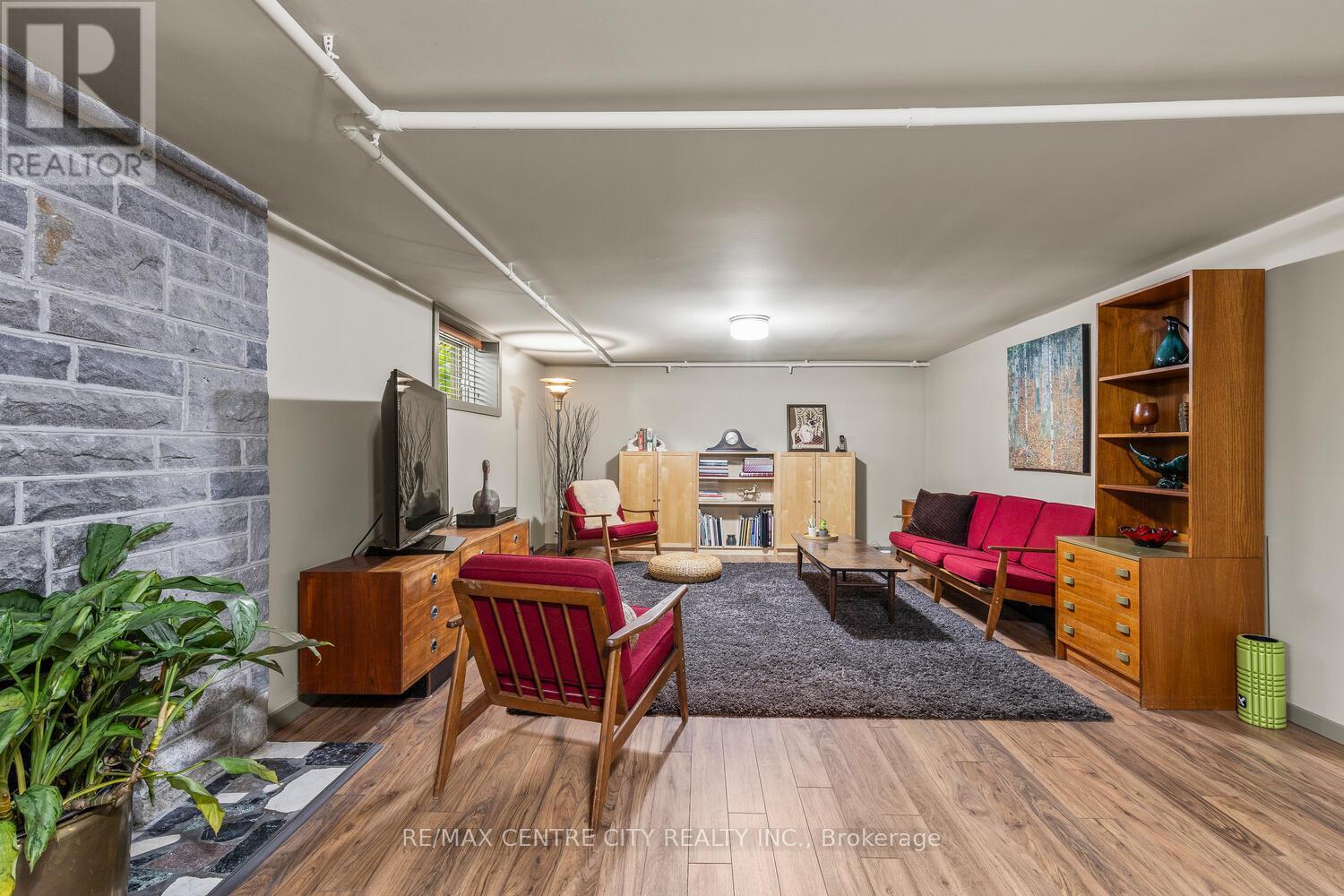 1025 Scenic Drive, Hamilton (Mountview), ON - Indoor Photo Showing Other Room