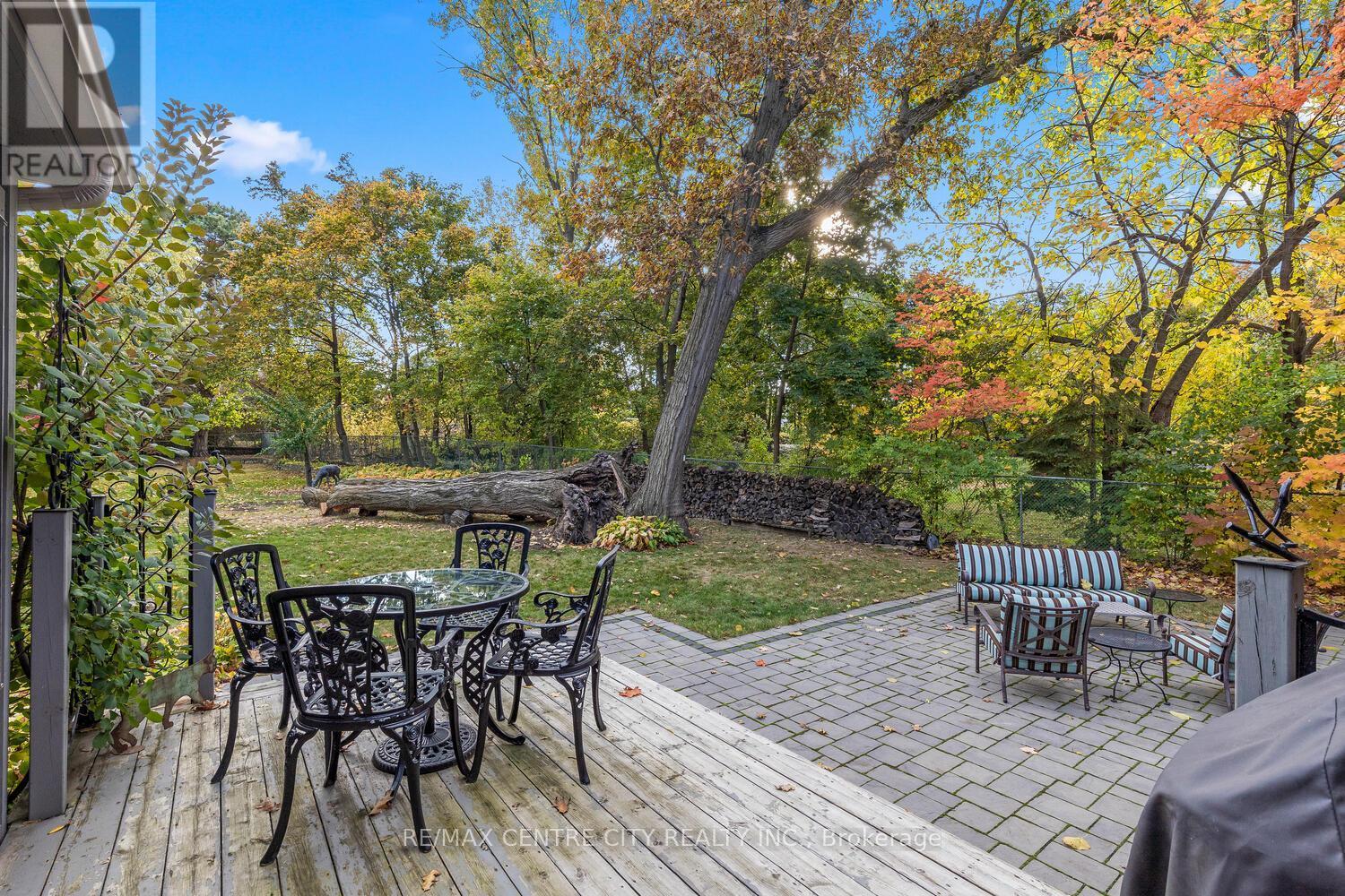 1025 Scenic Drive, Hamilton (Mountview), ON - Outdoor With Deck Patio Veranda