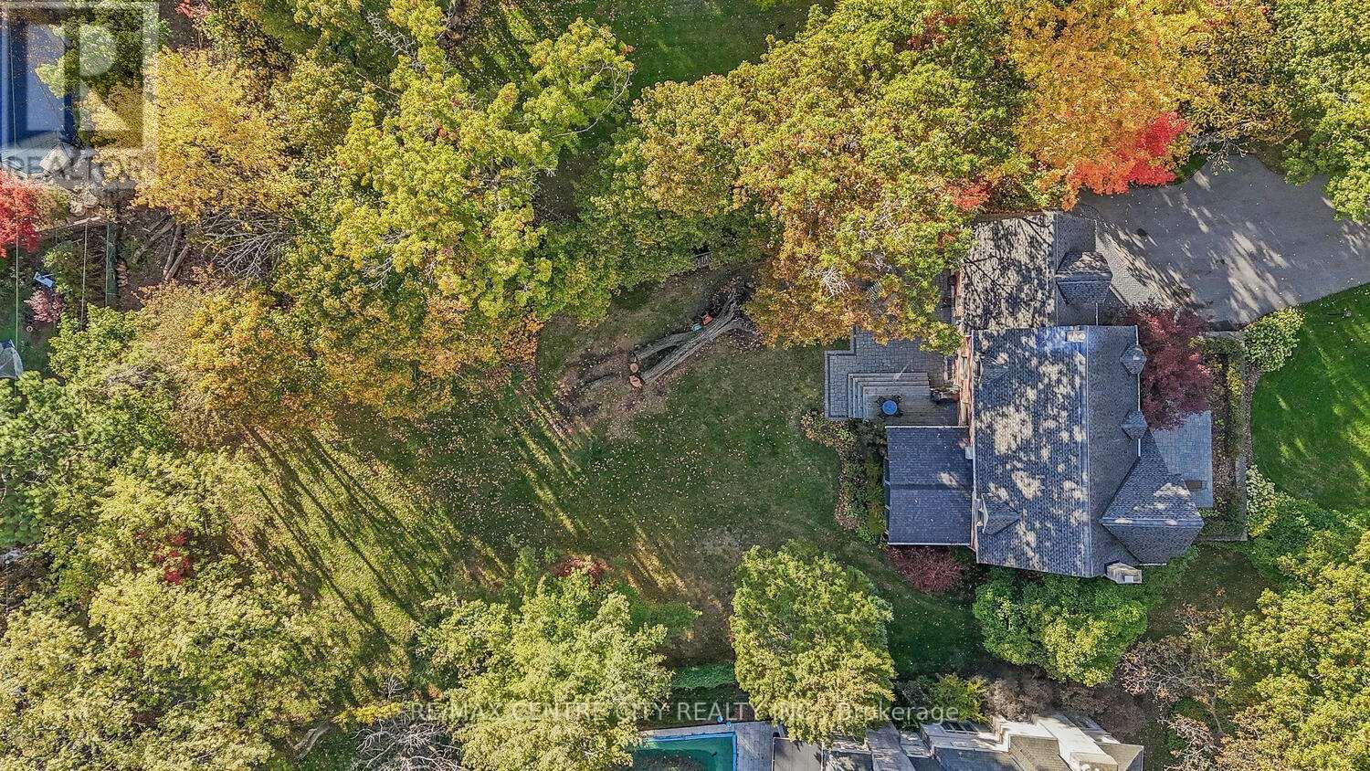 1025 Scenic Drive, Hamilton (Mountview), ON - Outdoor