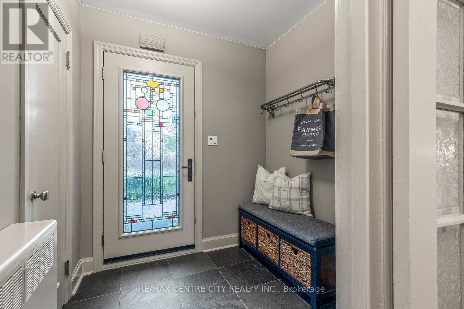 1025 Scenic Drive, Hamilton (Mountview), ON - Indoor Photo Showing Other Room