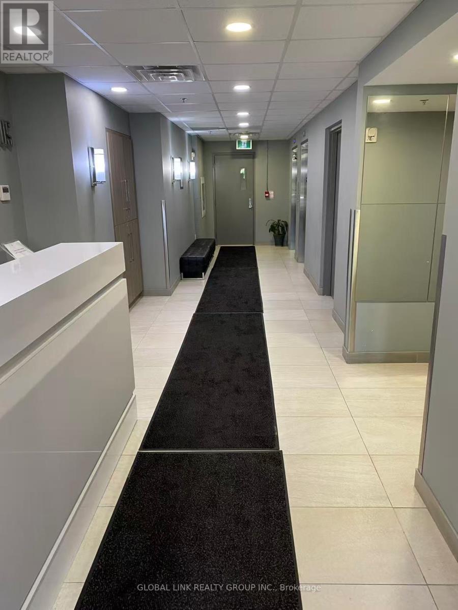 701 - 321 Spruce Street, Waterloo, ON - Indoor Photo Showing Other Room