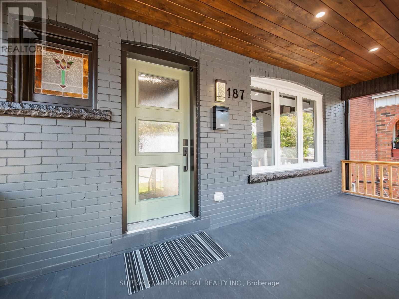 187 Rosslyn Avenue S, Hamilton, ON - Outdoor With Deck Patio Veranda With Exterior