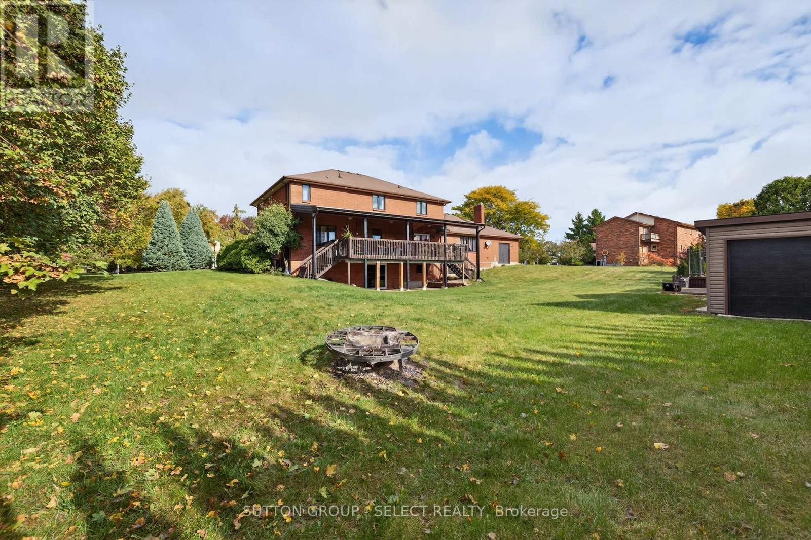 700 Franklinway Crescent, London North (North R), ON - Outdoor With Deck Patio Veranda