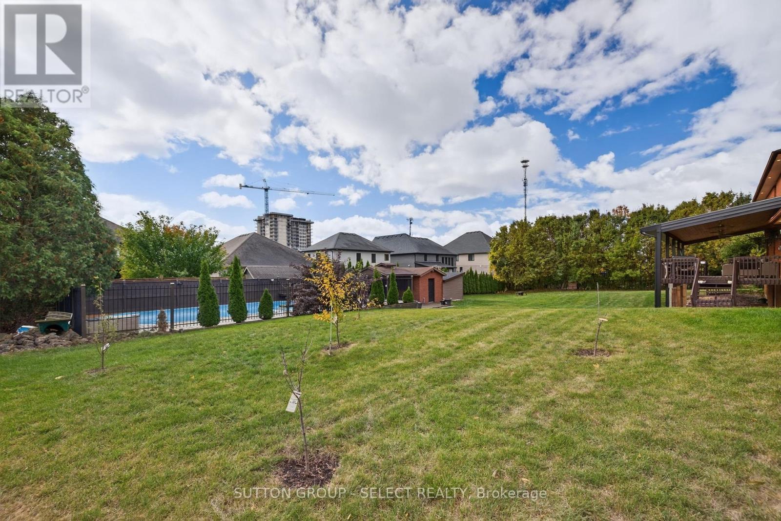 700 Franklinway Crescent, London North (North R), ON - Outdoor