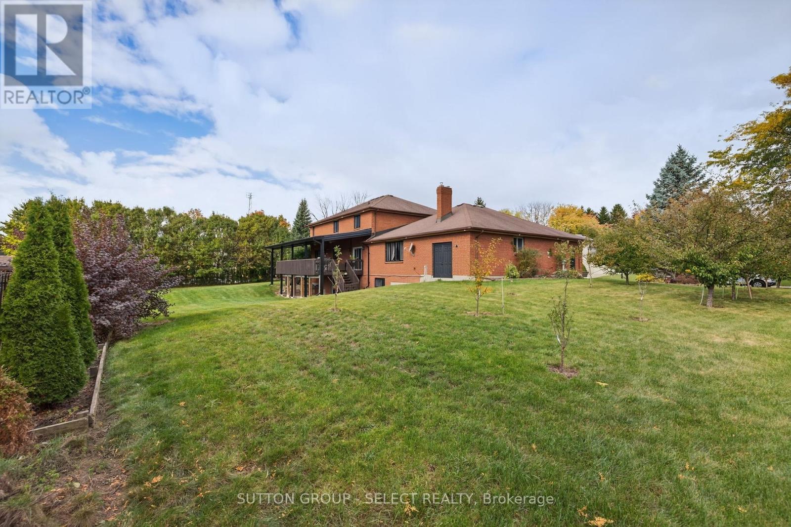 700 Franklinway Crescent, London North (North R), ON - Outdoor