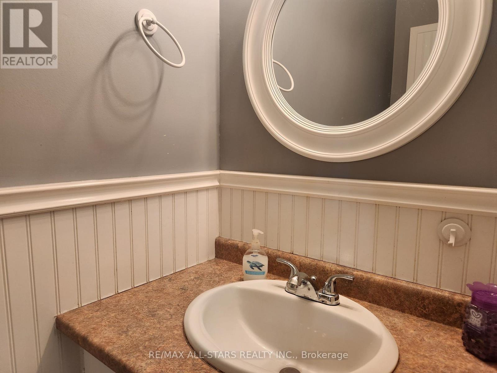 6 Hepworth Way, Markham, ON - Indoor Photo Showing Bathroom