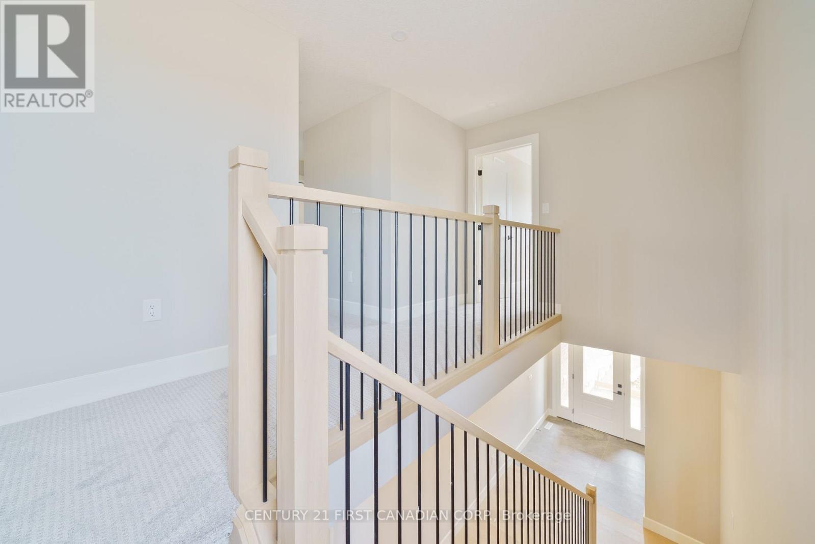 105 Sheldabren Street, North Middlesex (Ailsa Craig), ON - Indoor Photo Showing Other Room