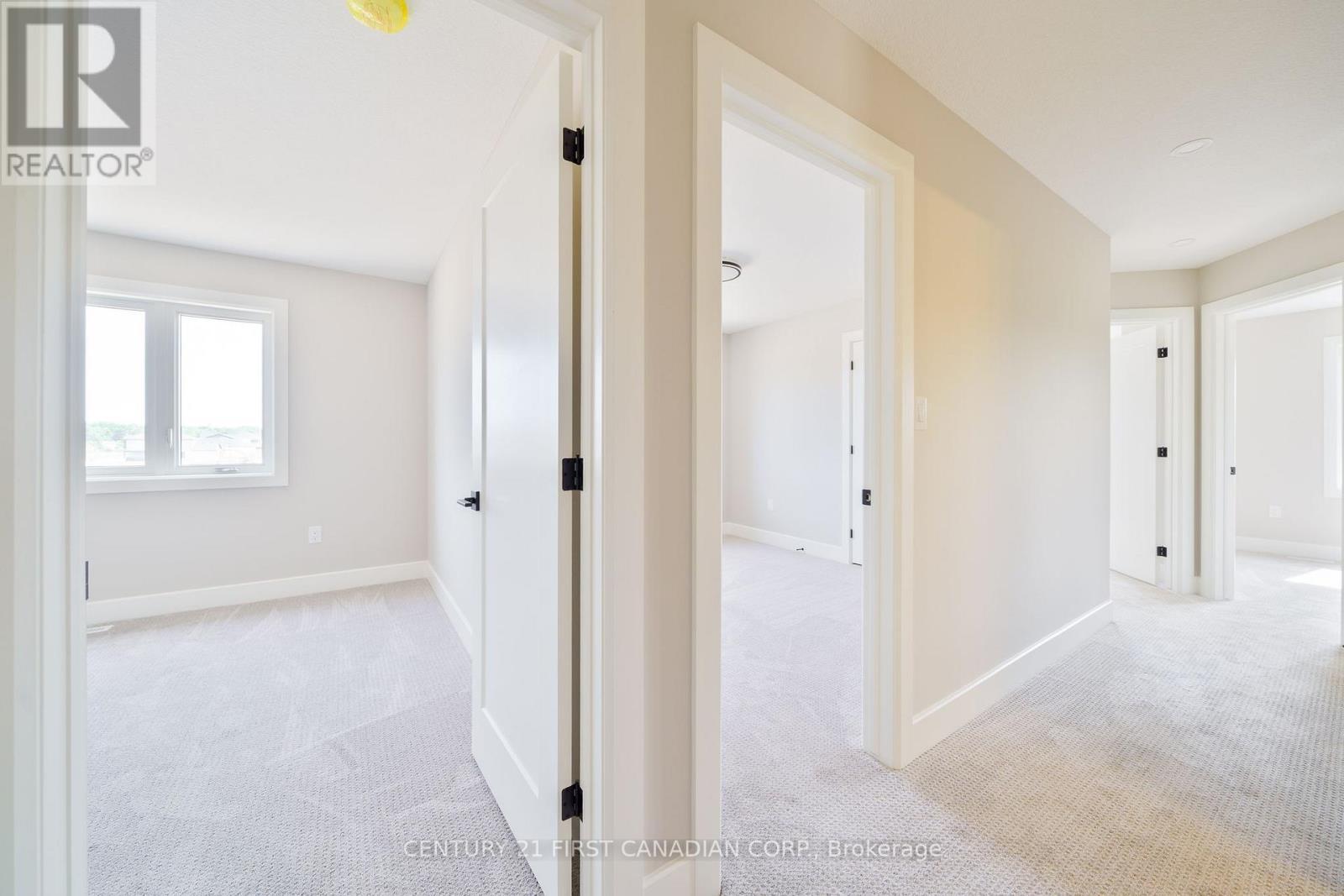 105 Sheldabren Street, North Middlesex (Ailsa Craig), ON - Indoor Photo Showing Other Room