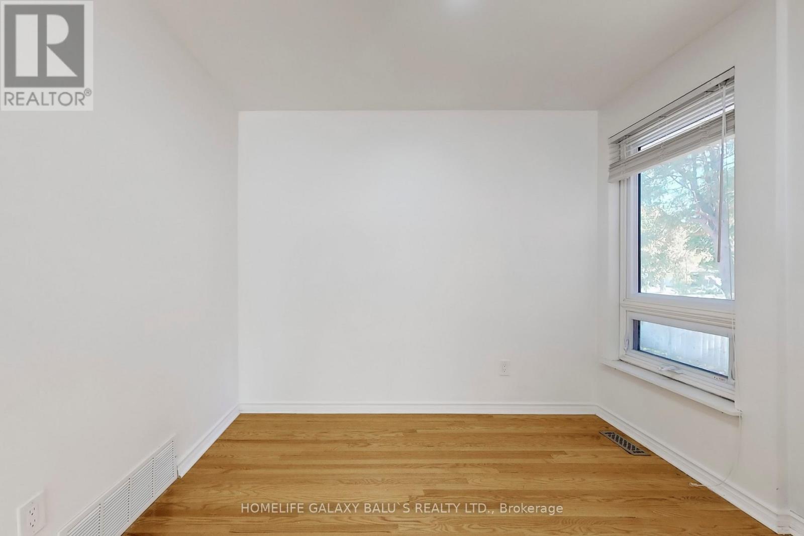 Main - 629 Park Road N, Oshawa, ON - Indoor Photo Showing Other Room