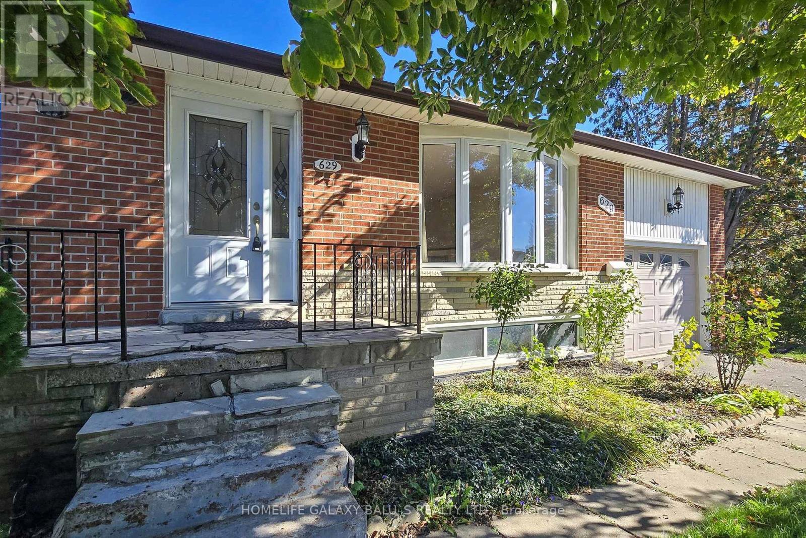 Main - 629 Park Road N, Oshawa, ON - Outdoor