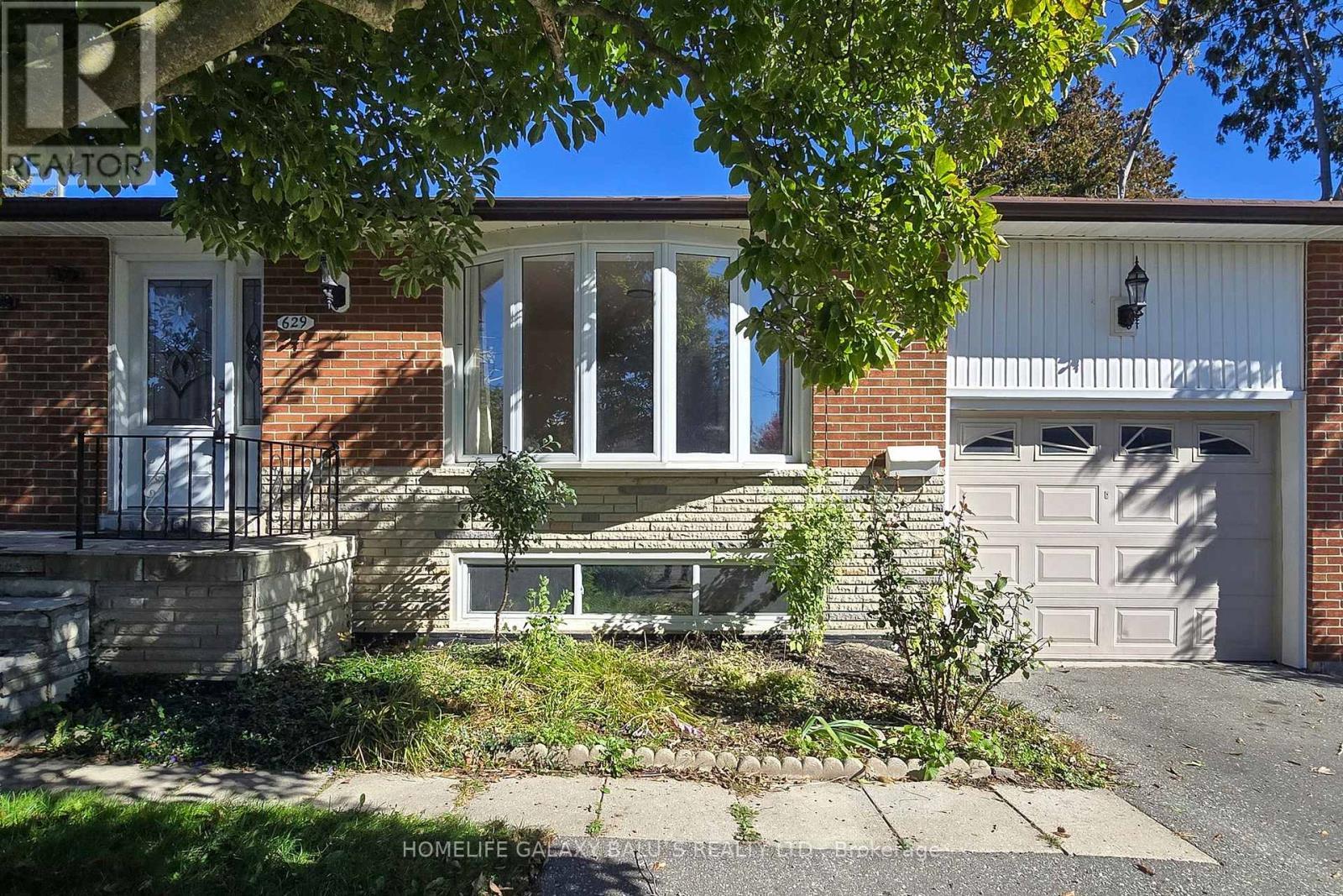 Main - 629 Park Road N, Oshawa, ON - Outdoor