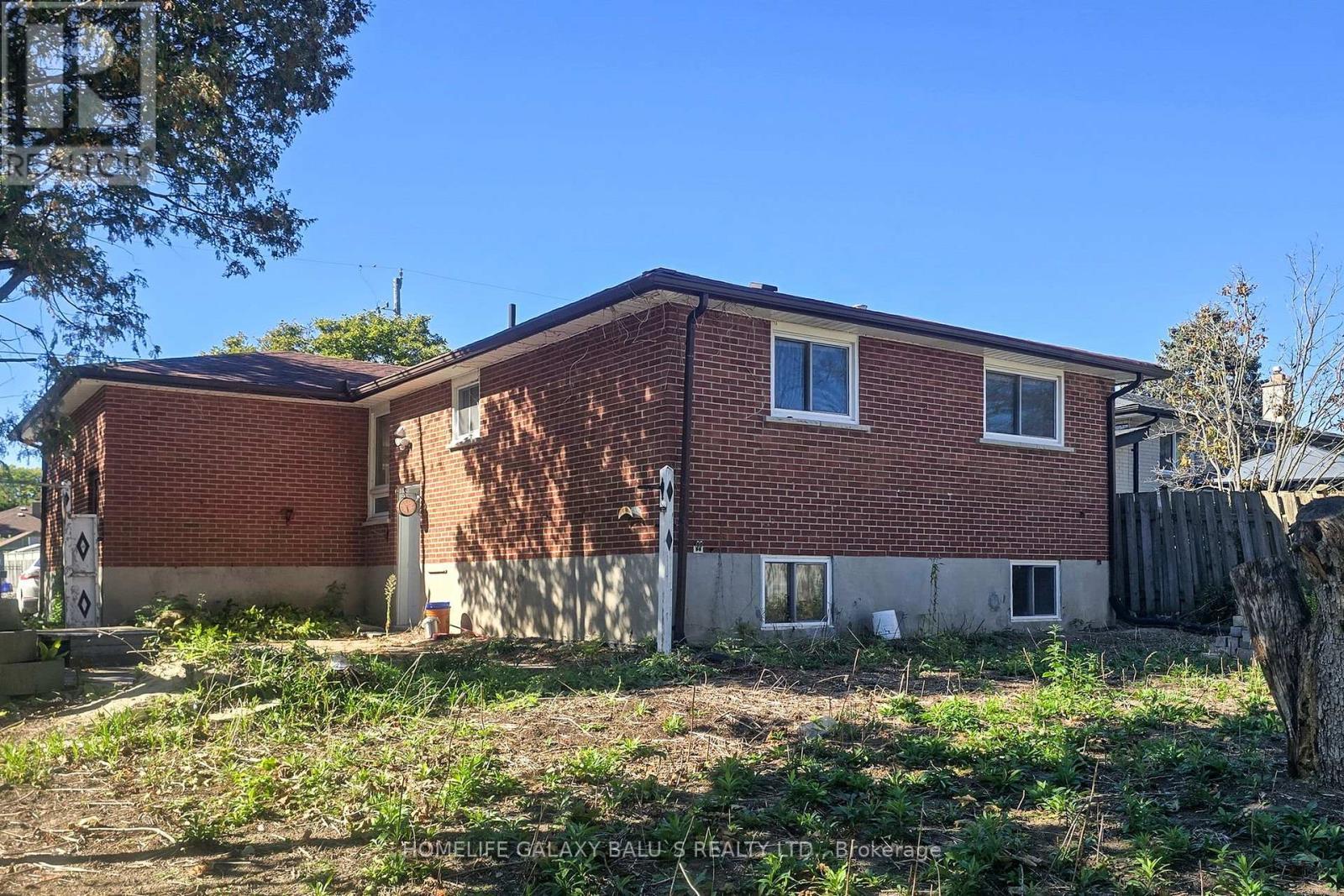 Main - 629 Park Road N, Oshawa, ON - Outdoor With Exterior