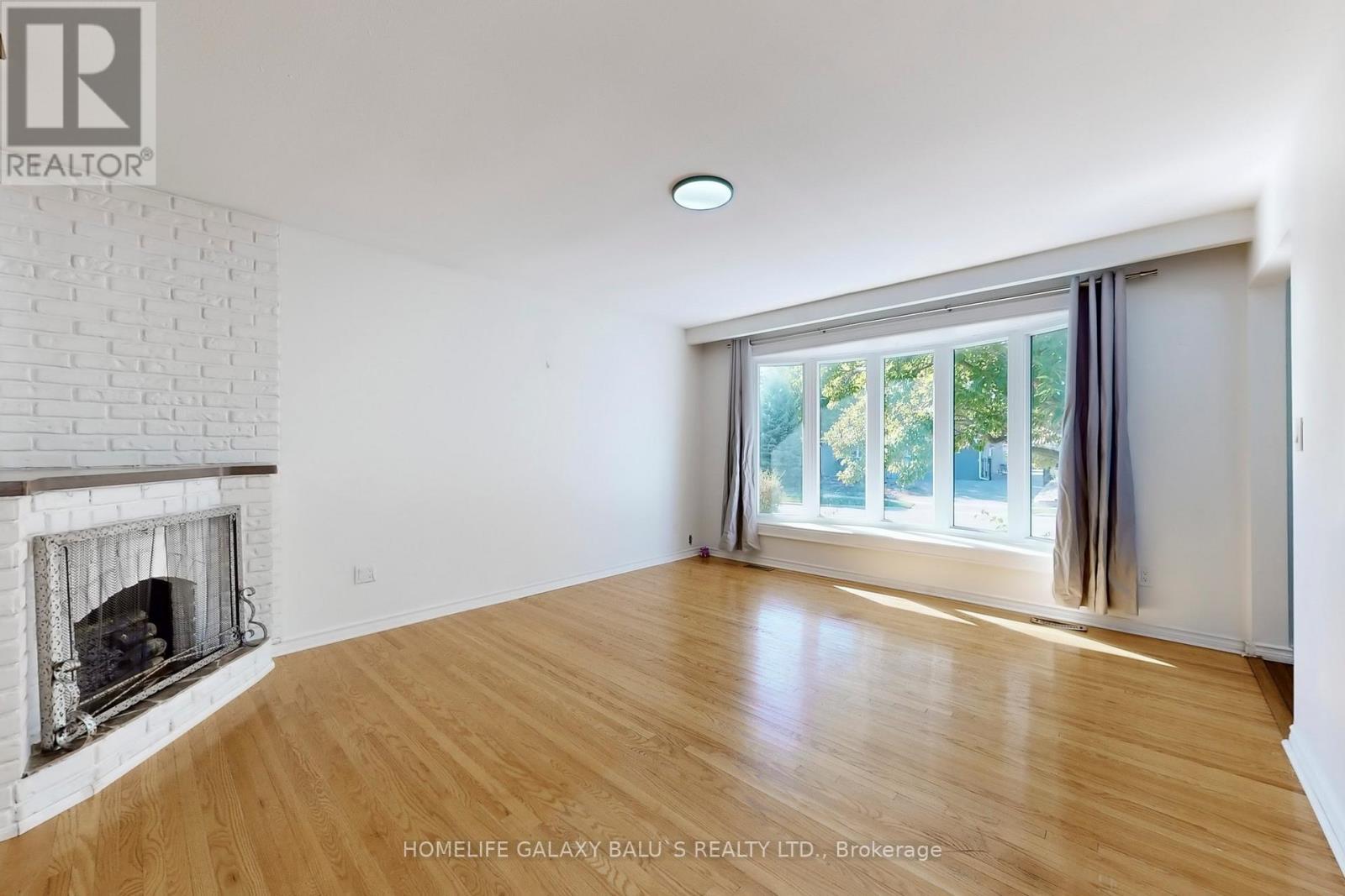 Main - 629 Park Road N, Oshawa, ON - Indoor Photo Showing Living Room With Fireplace