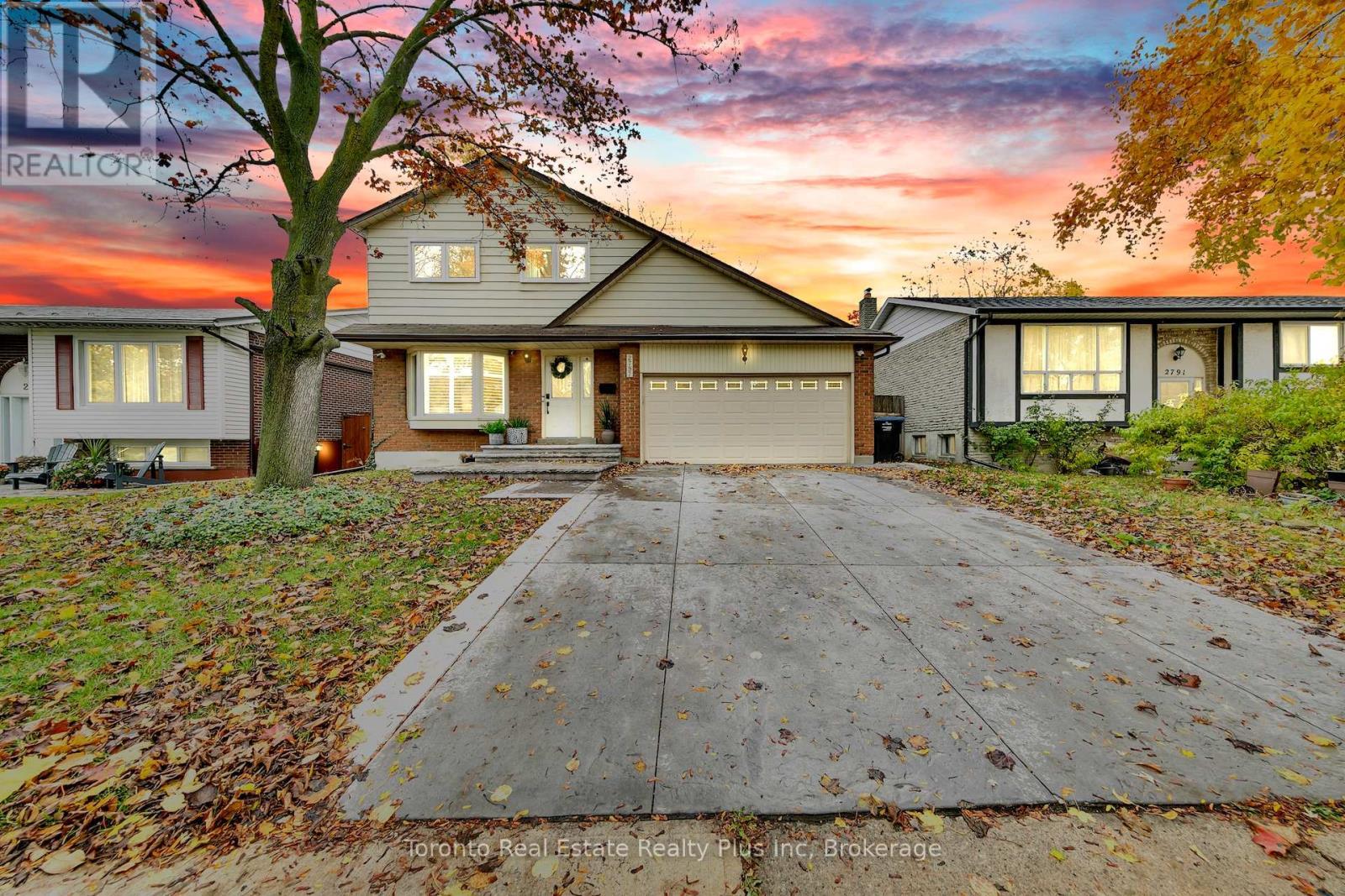 2797 Constable Road, Mississauga, ON - Outdoor With Facade