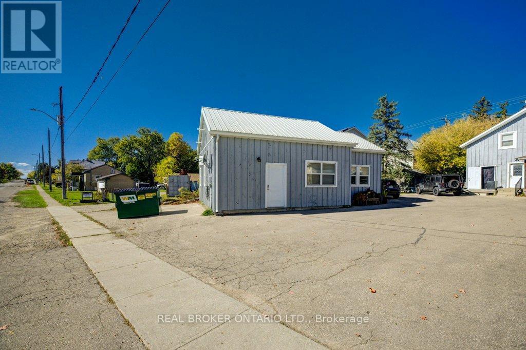 55 Snyder'S Road W, Wilmot, ON