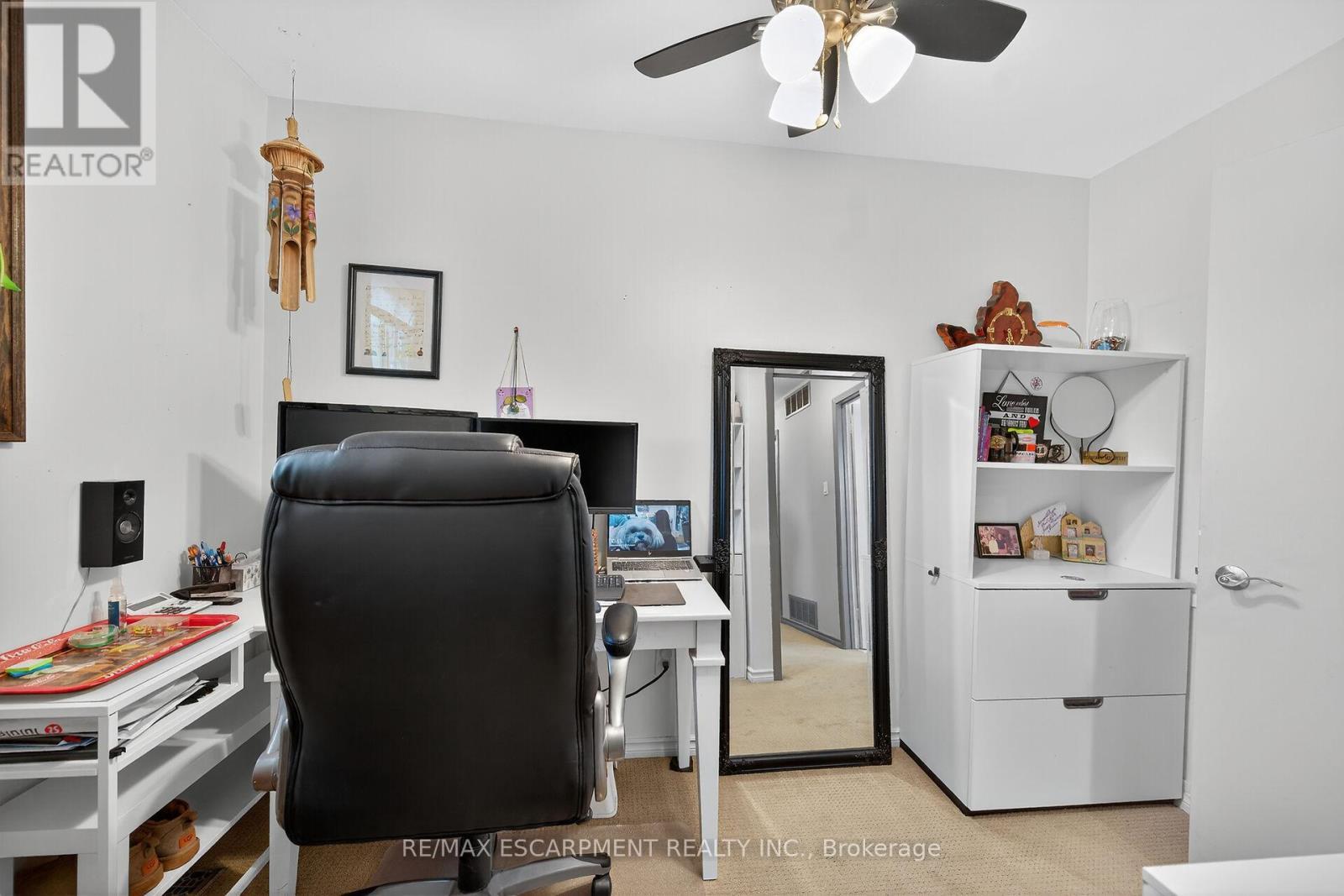 211 Birchcliffe Crescent, Hamilton, ON - Indoor Photo Showing Office