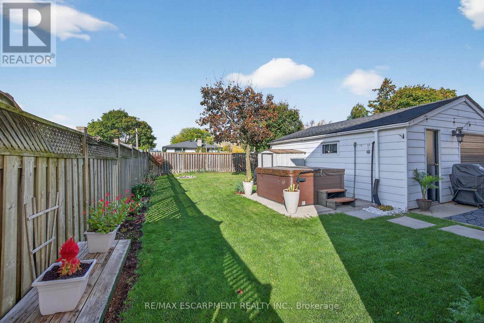 211 Birchcliffe Crescent, Hamilton, ON - Outdoor