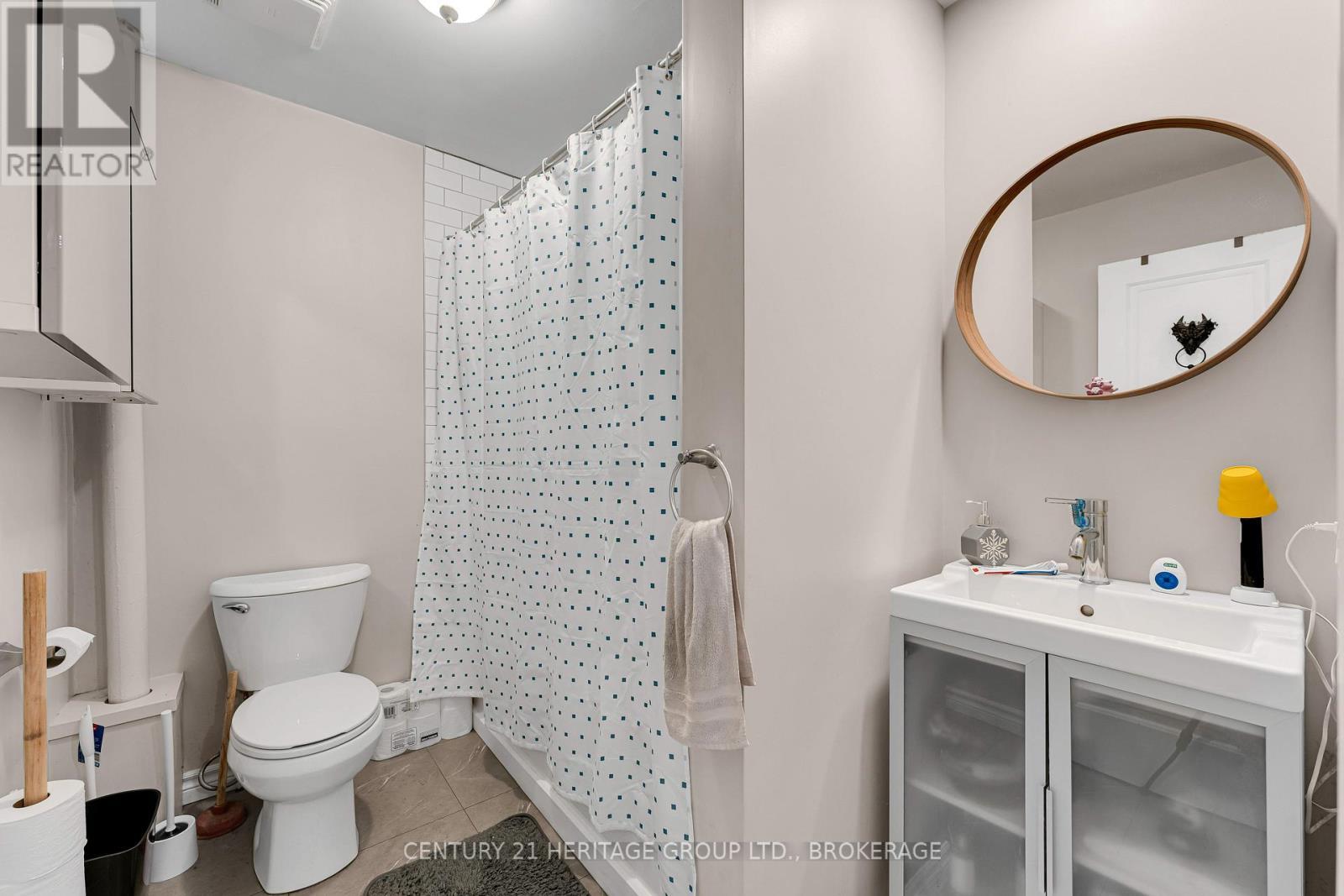 336 Elliott Avenue, Kingston (East Of Sir John A. Blvd), ON - Indoor Photo Showing Bathroom