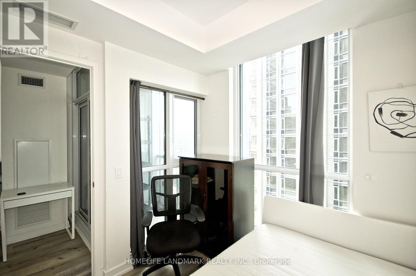 1902 - 1 Yorkville Avenue, Toronto, ON - Indoor