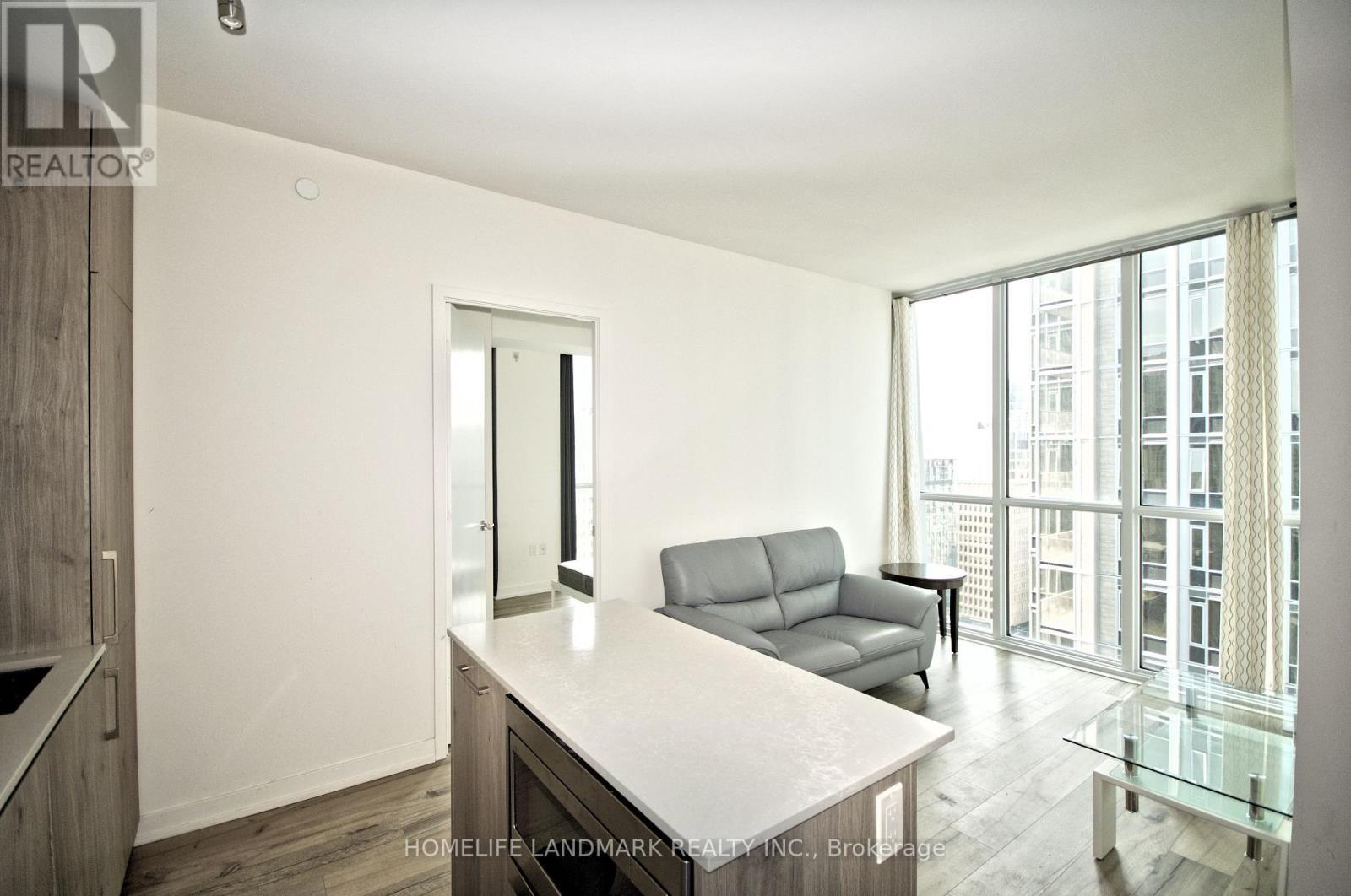 1902 - 1 Yorkville Avenue, Toronto, ON - Indoor