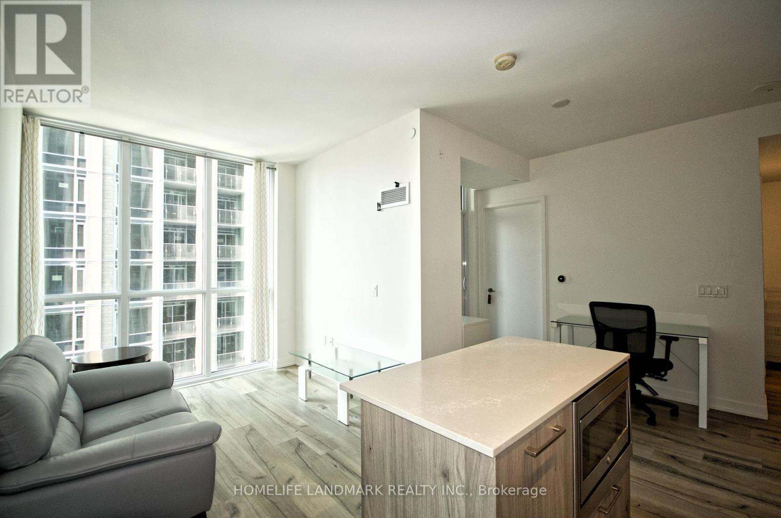 1902 - 1 Yorkville Avenue, Toronto, ON - Indoor