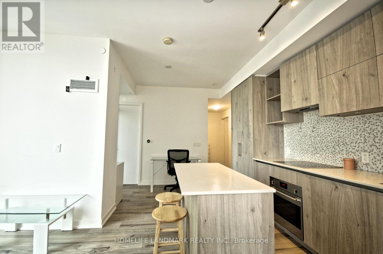 1902 - 1 Yorkville Avenue, Toronto, ON - Indoor