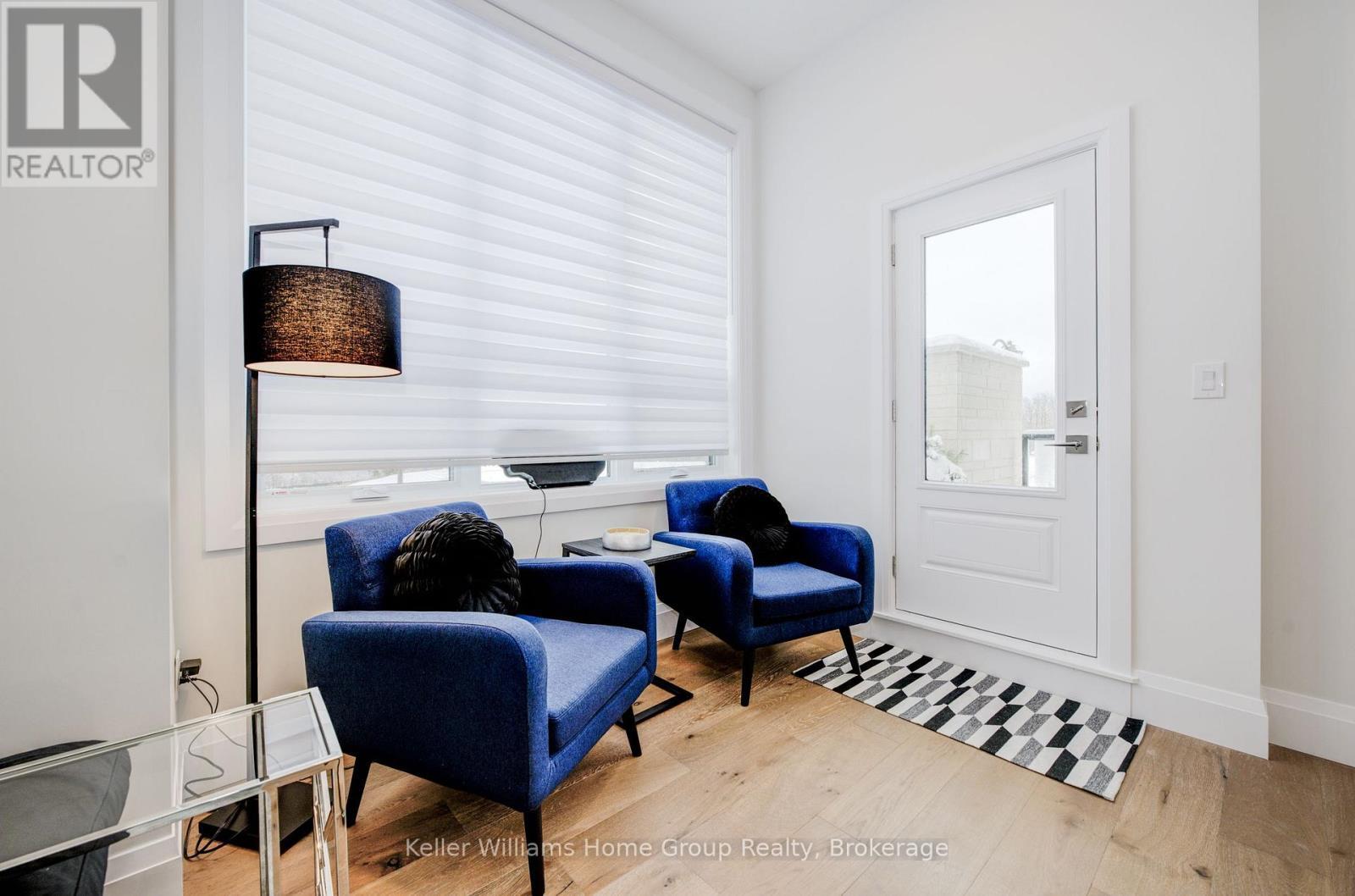 2 Nicholas Way, Guelph (Victoria North), ON - Indoor Photo Showing Other Room