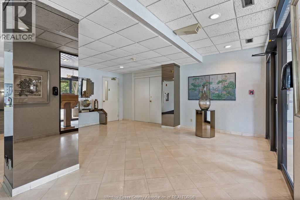 3601 Riverside East Unit# 1203, Windsor, ON - Indoor Photo Showing Other Room